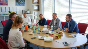 Ministr Marian Jurečka na návštěvě ve společnosti Technicoat