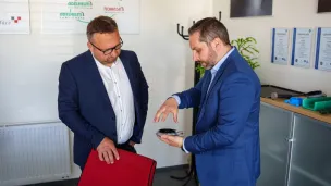 Ministr Marian Jurečka na návštěvě ve společnosti Technicoat