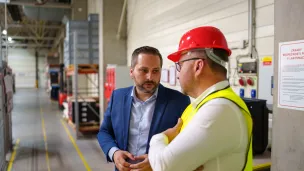 Ministr Marian Jurečka na návštěvě ve společnosti Technicoat
