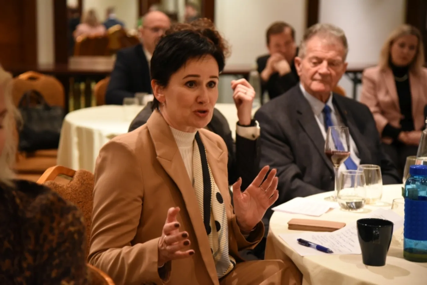 Klub SP ČR s ministrem školství Mikulášem Bekem