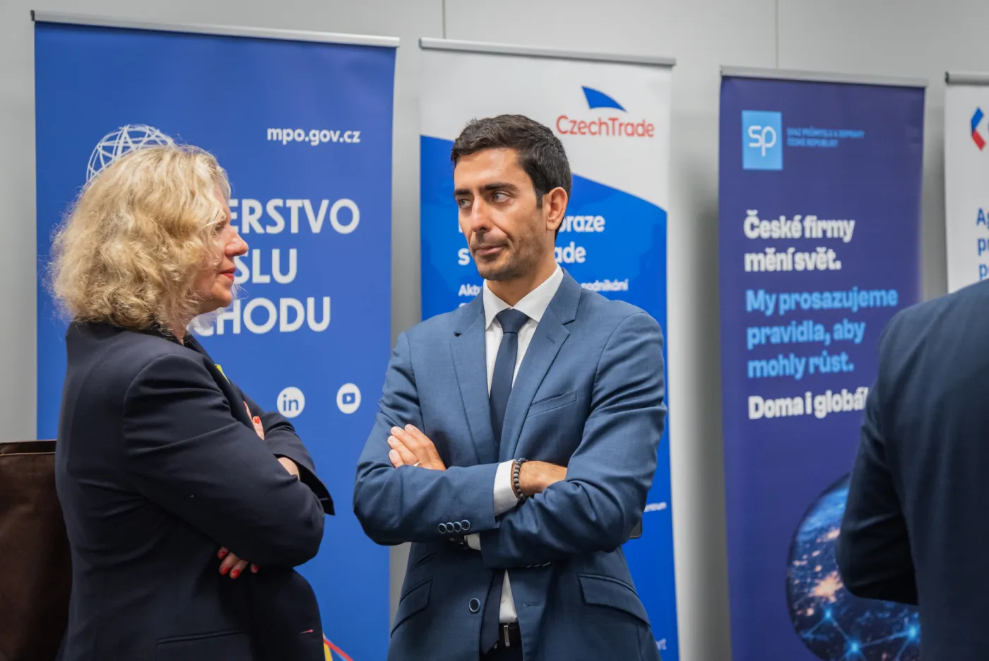 konzultace-s-ekonomickymi-diplomaty_2025_10.jpg